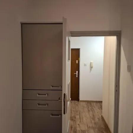 Apartament Tarnow شقة *